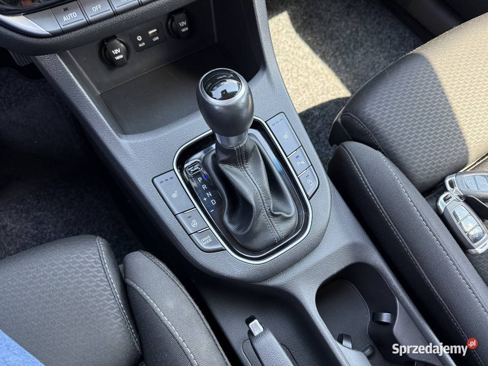 Hyundai i30 16 DIESEL AUTOMAT Nawigacja Kamera 1600cm3 Konin