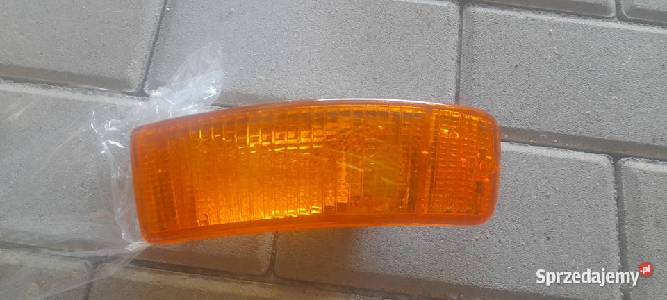 Kierunkowskaz lewy Audi 80 b4b3 zderzak s2 dolnośląskie Karpacz