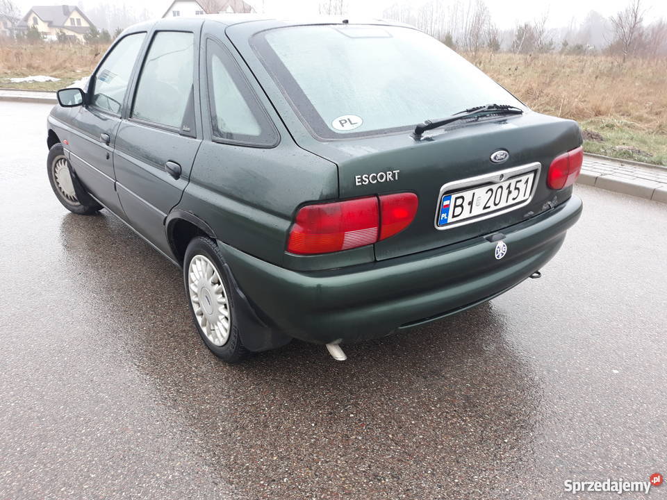 Ford Escort 13 Benzyna garażowany Białystok