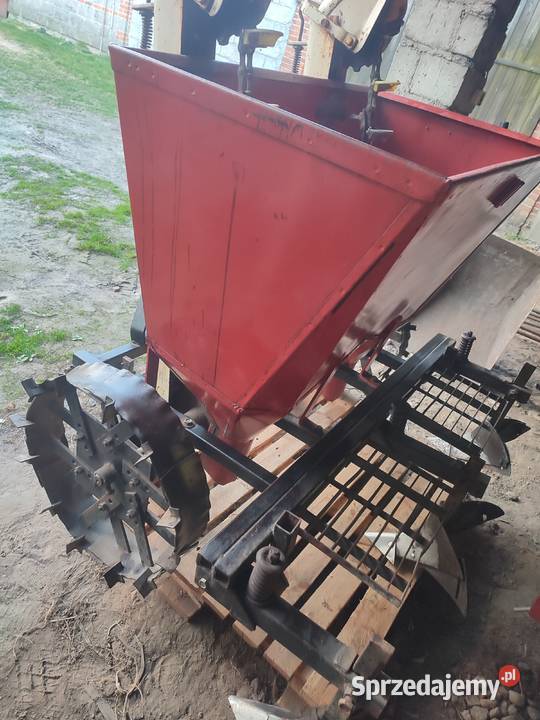 Sadzarka do ziemniaków Akpil wielkopolskie Gołuchów sprzedam