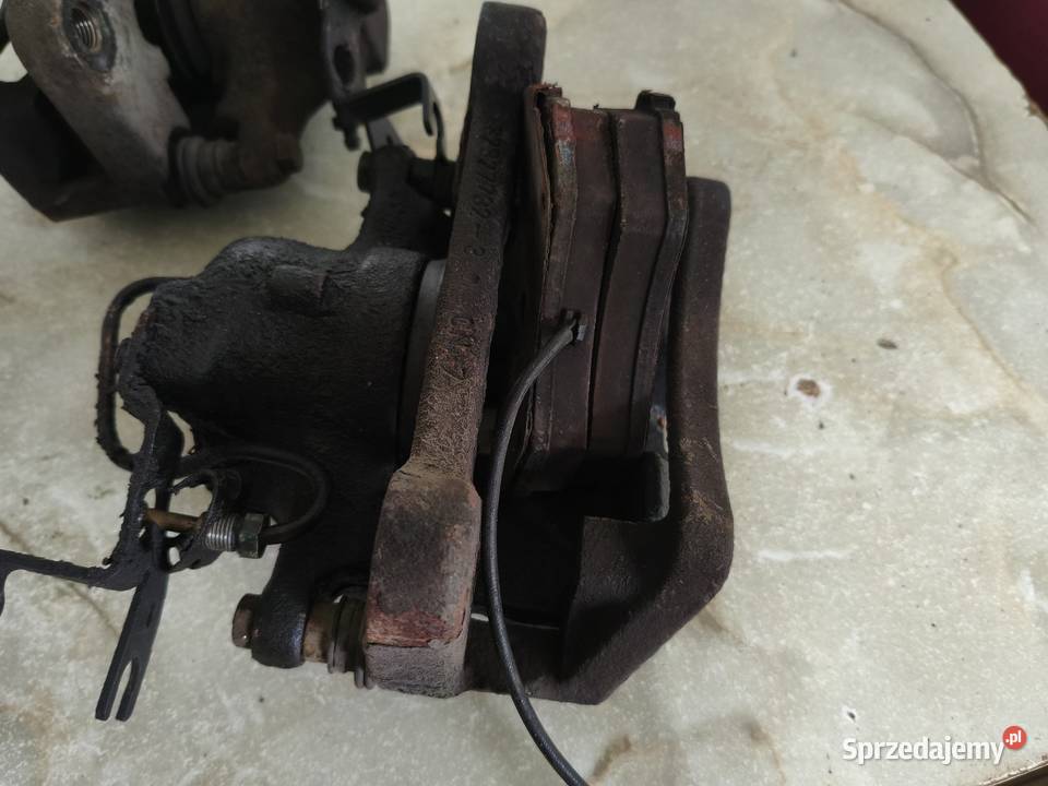 Zaciski hamulcowe Audi A4B6 16 102 jażma klocki Krasnystaw