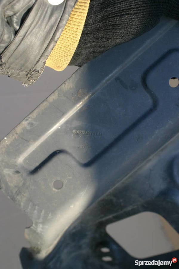 MERCEDES E KLASA W212 OKULAR POSZYCIE LAMPY osobowe Bieleń