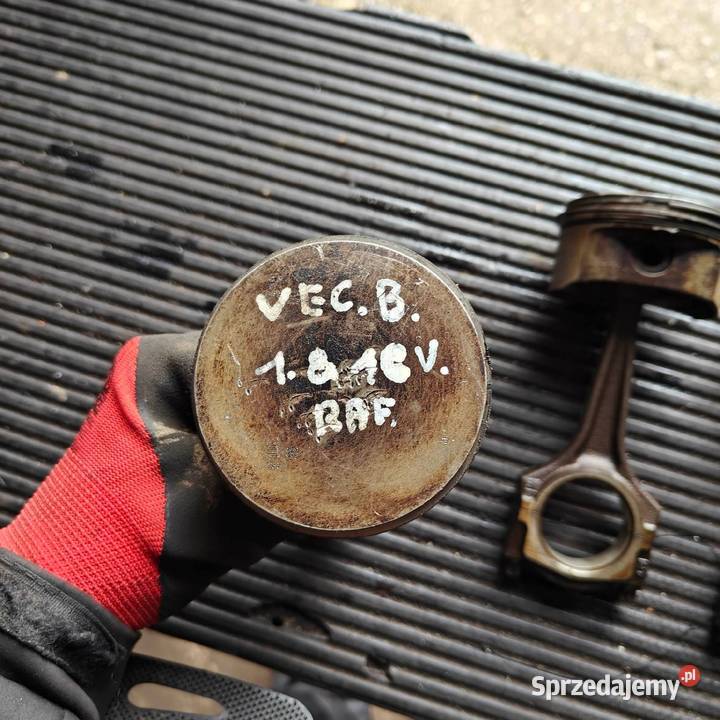 Tłoki vectra b 18 b Lublin