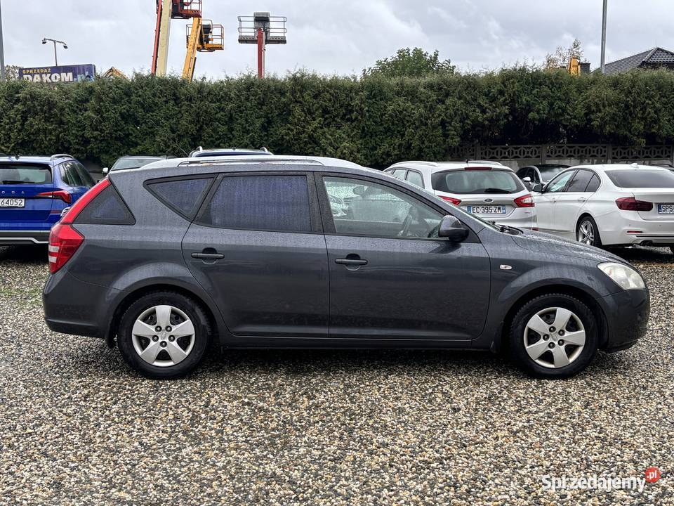 Kia Ceed gniazdo AUX Paniówki