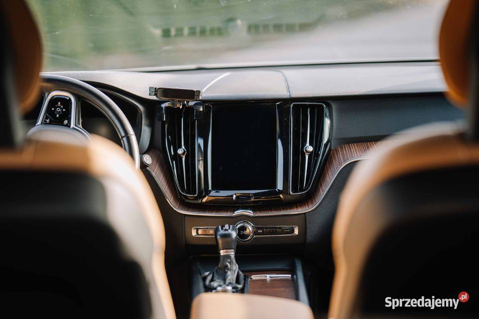 Volvo XC 60 D4 AWD Inscription automatyczna wielkopolskie Żdżary