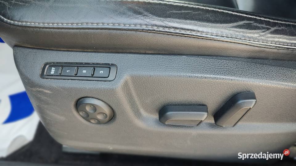 Skoda Superb kombi 20 TDI DSG 2011 170 219 srebrny Zabrze sprzedam