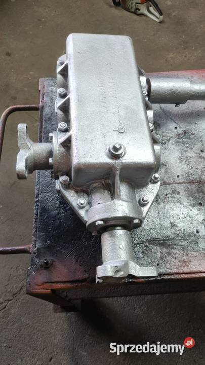 Przekładnia rozrzutnika Sanok