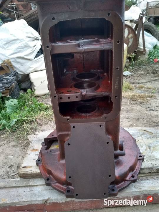 obudowa skrzyni c330m lubelskie Fajsławice sprzedam