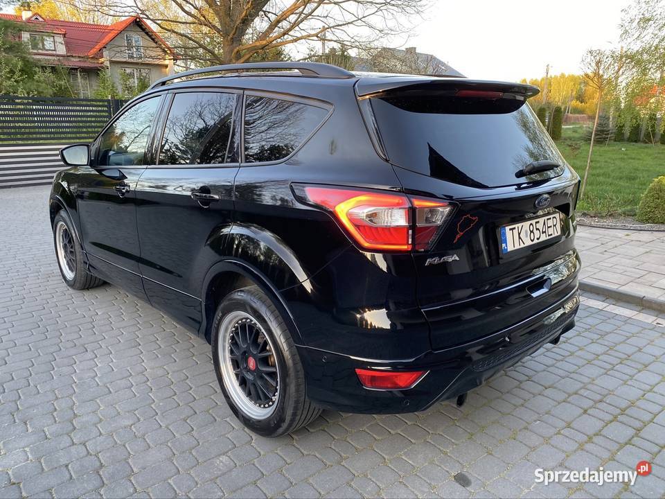 Kuga ST line
