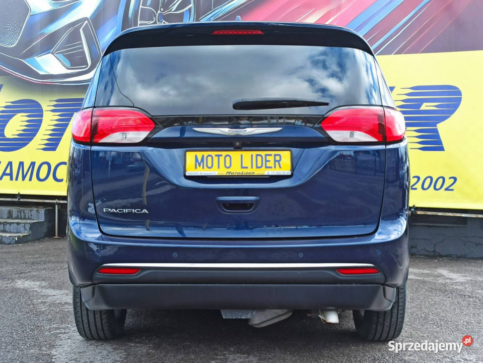 Chrysler Pacifica niepełnosprawnych PNEUMATYKA VAT marża Rzeszów