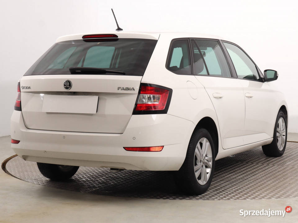 Skoda Fabia 10 TSI pełny VAT Katowice