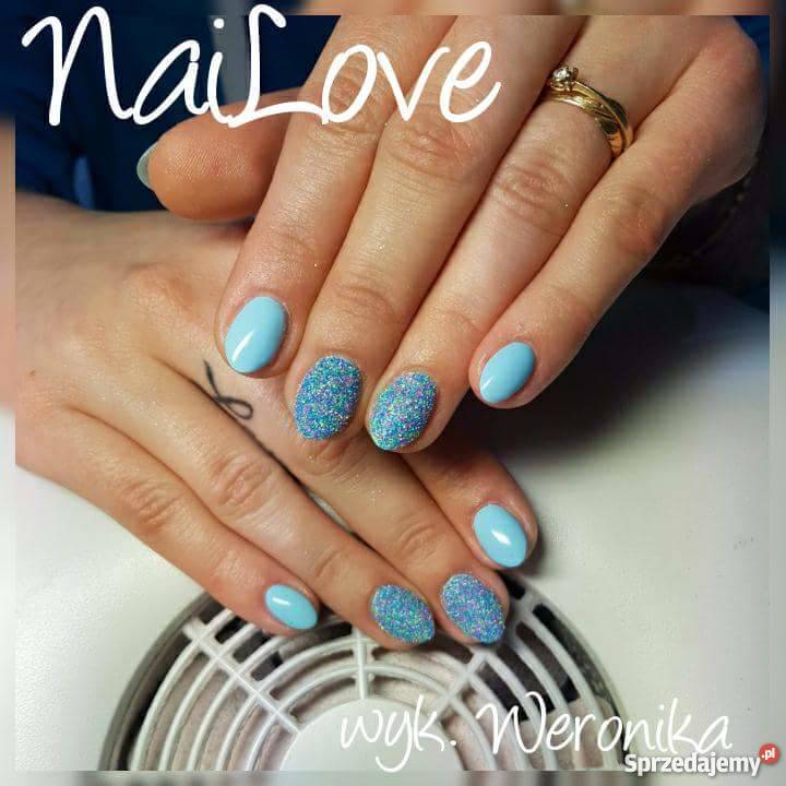 Piękne paznokcie i rzęsy