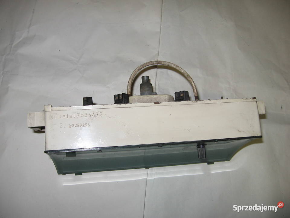 Fiat 126p stary licznik prędkościomierz FSM auto Wyposażenie wnętrza Przemyśl