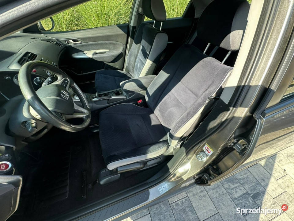 Honda Civic 18 V TEC Zadbany Bezwypadkowy gniazdo USB Poznań