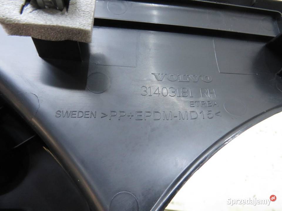 OSŁONA PROGU PRAWY TYŁ VOLVO V40 II 31403181 Podszybia lubelskie
