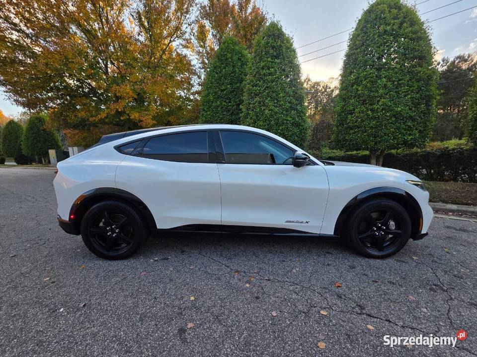 Ford Mustang MachE 2021 California Route 1 Wrocław