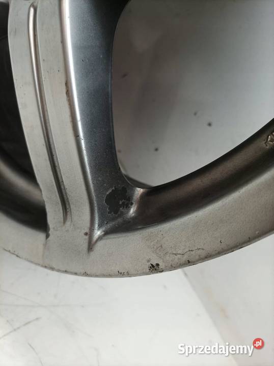 FELGA ALUMINIOWA R18 5X108 ET48 OC68MM 8JX18H2 sprzedam