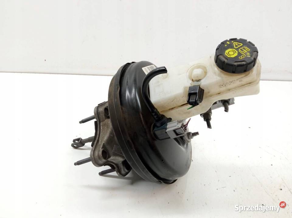 POMPA HAMULCOWA SERWO 472104788R Renault Clio IV Rok produkcji 2017 sprzedam