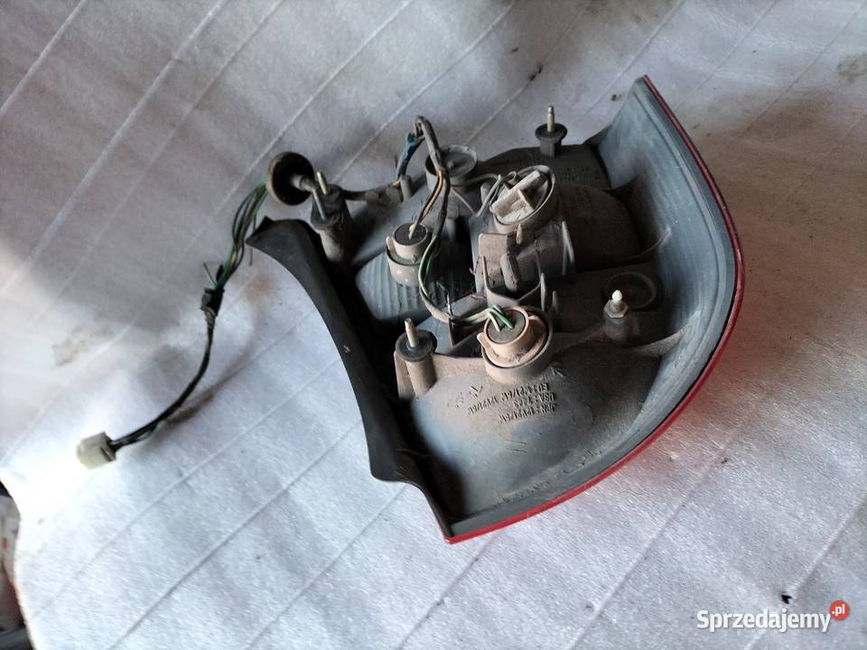Lampa tył prawa Mazda 323f BJ lampy tylne Kamień-Kolonia