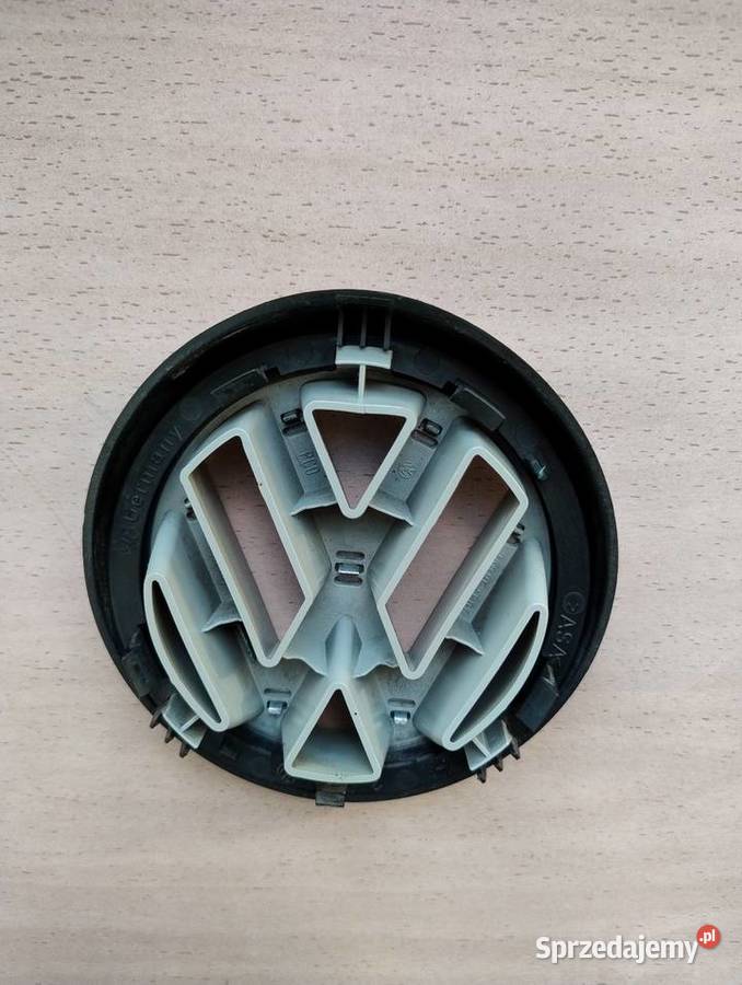 VW Passat B4 Znaczek emblemat atrapa przednia wielkopolskie Ślesin