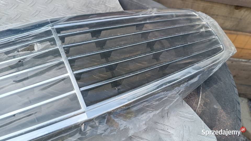 Atrapa Grill Mercedes E Klasa W211 śląskie Orzesze sprzedam