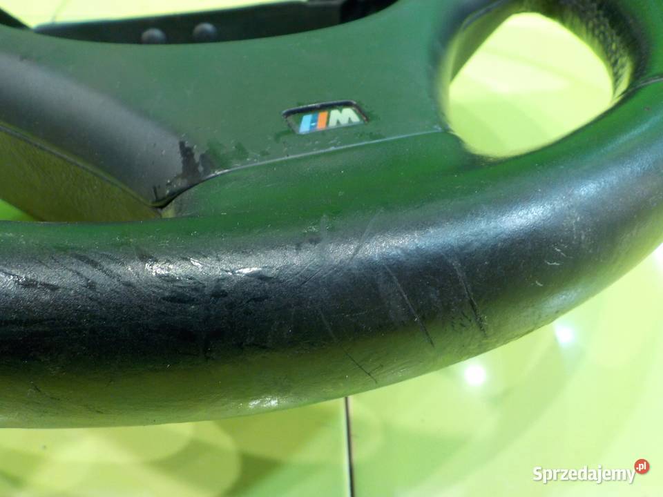 BMW X1 E84 0912 kierownica 7839075 Kierownice Suków