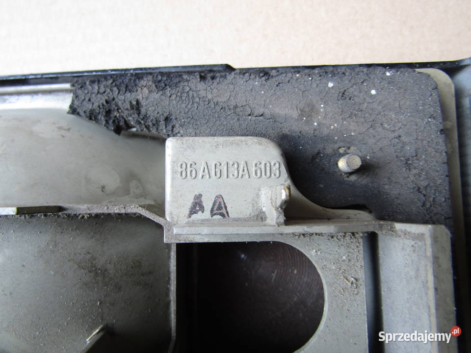 LAMPA TYLNA LEWA FORD ESCORT IV 86AG13A603 Mysłaków