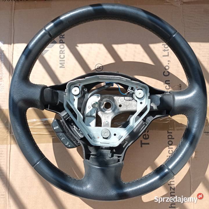 Kierownica skórzana Toyota Yaris I 2005 SOL nowa Łódź