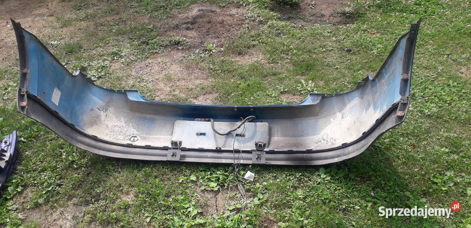 Tylny zderzak z kamerą cofania Opel Vectra C osobowe Żabno