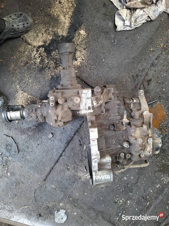TOYOTA RAV 4 I 20 benzyna skrzynia biegów sprzedam