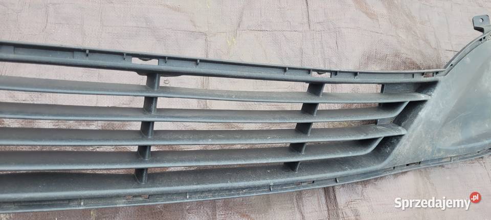 KIA VENGA KRATKA ŚRODKOWA ZDERZAKA 865611P000 Ruda Śląska sprzedam