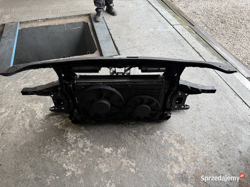 Pas przedni kompletny osobowe Pabianice sprzedam