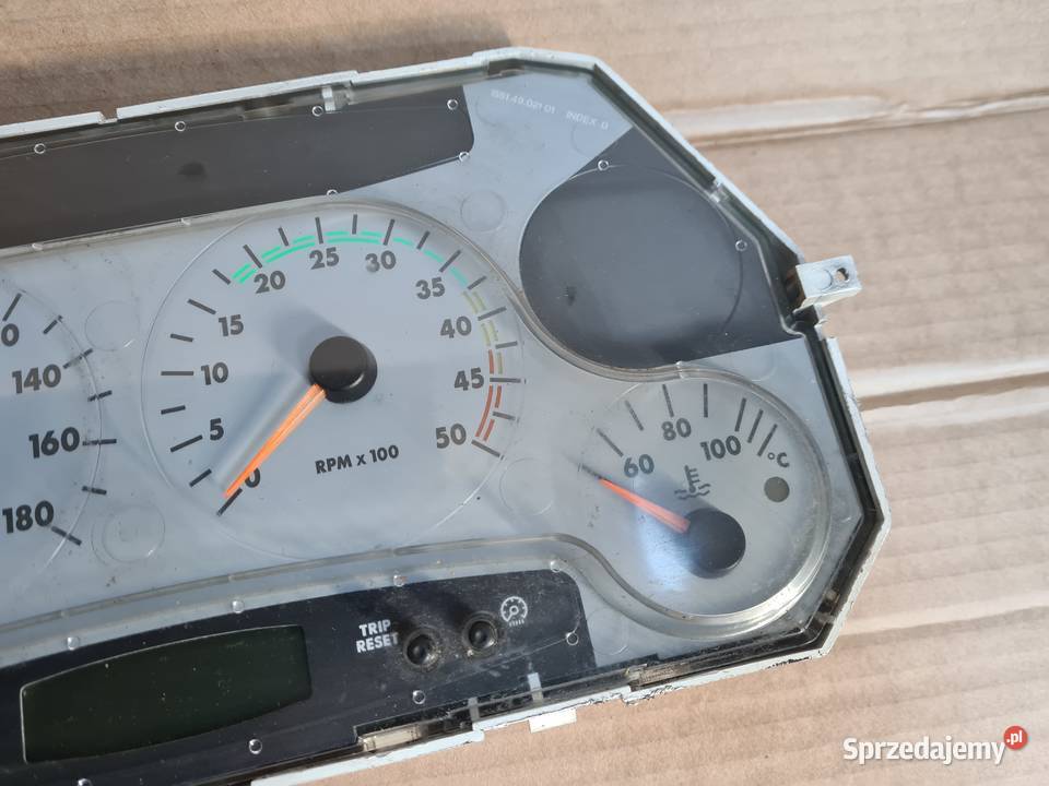 IVECO DAILY 3 9906 licznik zegary sprzedam