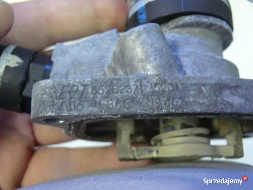 Fiat 500 Punto obudowa termostatu wąż 55202371 osobowe