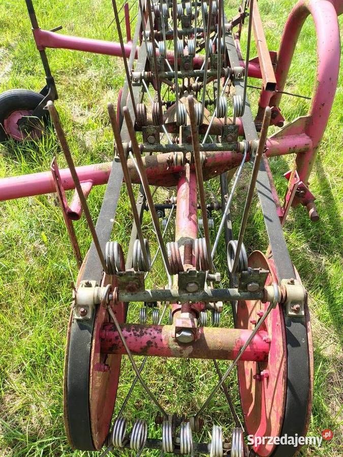 Zgrabiarka przetrząsarka taśmowa pomorskie Tuchomie