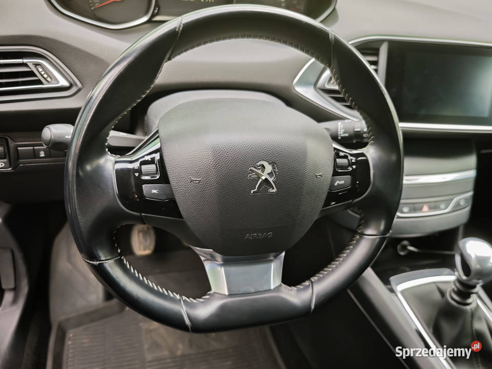 Peugot 308 2019r 1499cm3 Leśna