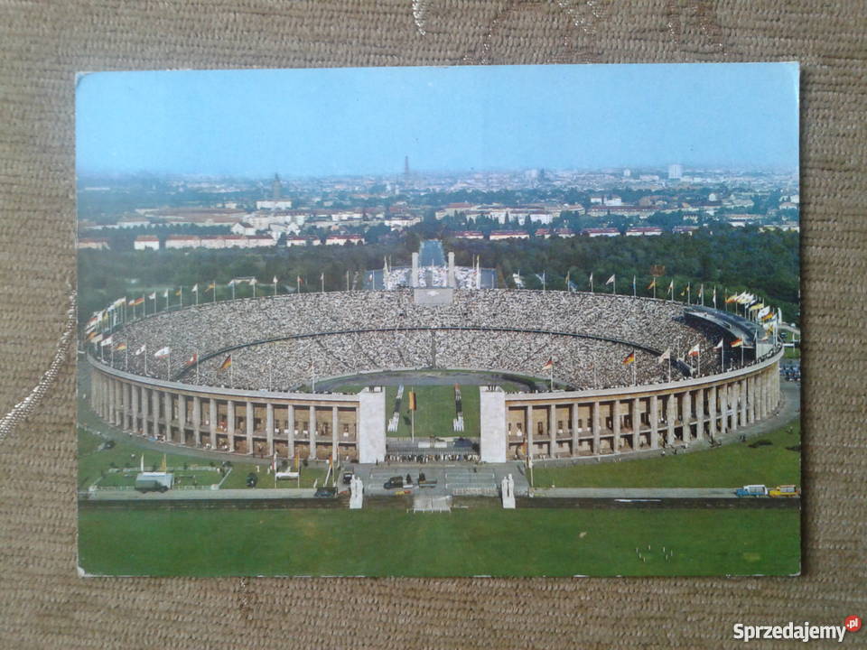 STADION OLIMPIJSKI W BERLINIE Piszczac