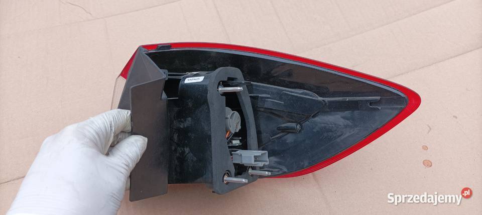 Ford Mondeo MKVI 4 lampa tylna lewa kombi Łódź