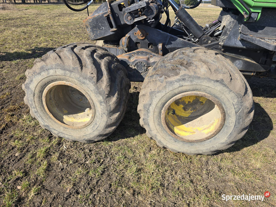 Harwester JOHN DEERE 1070 D ECO III 6x6