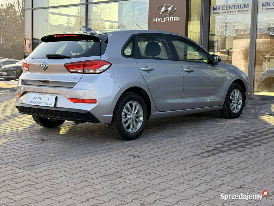Hyundai i30 15DPI 110 Classic Salon Polska srebrny łódzkie Piotrków Trybunalski
