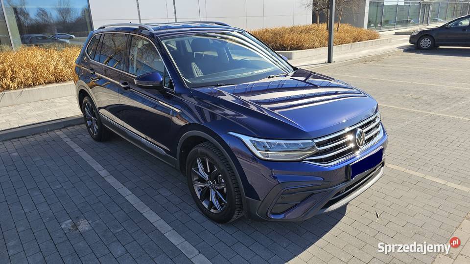 VW Tiguan 2023 Allspace Hak bezwypadkowy Salon Kraków