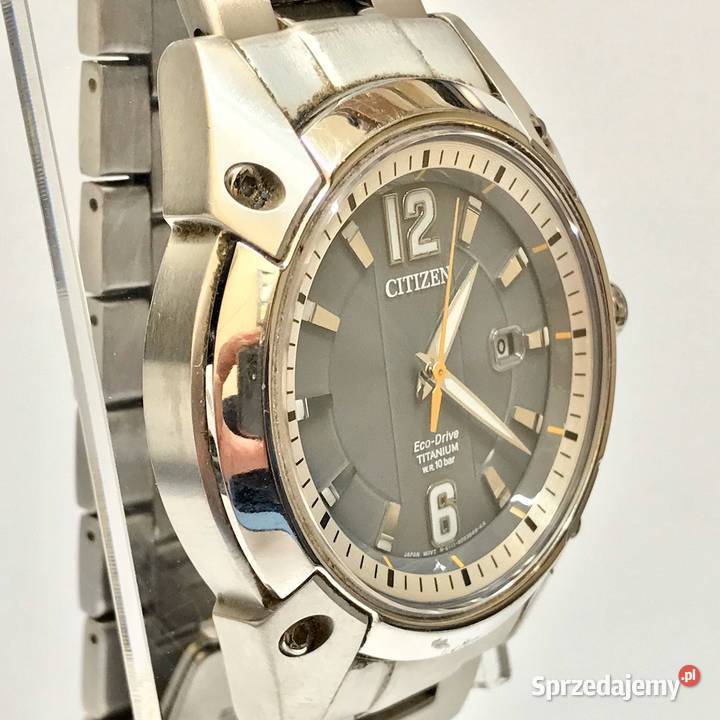 citizen eco drive titanium marinaut