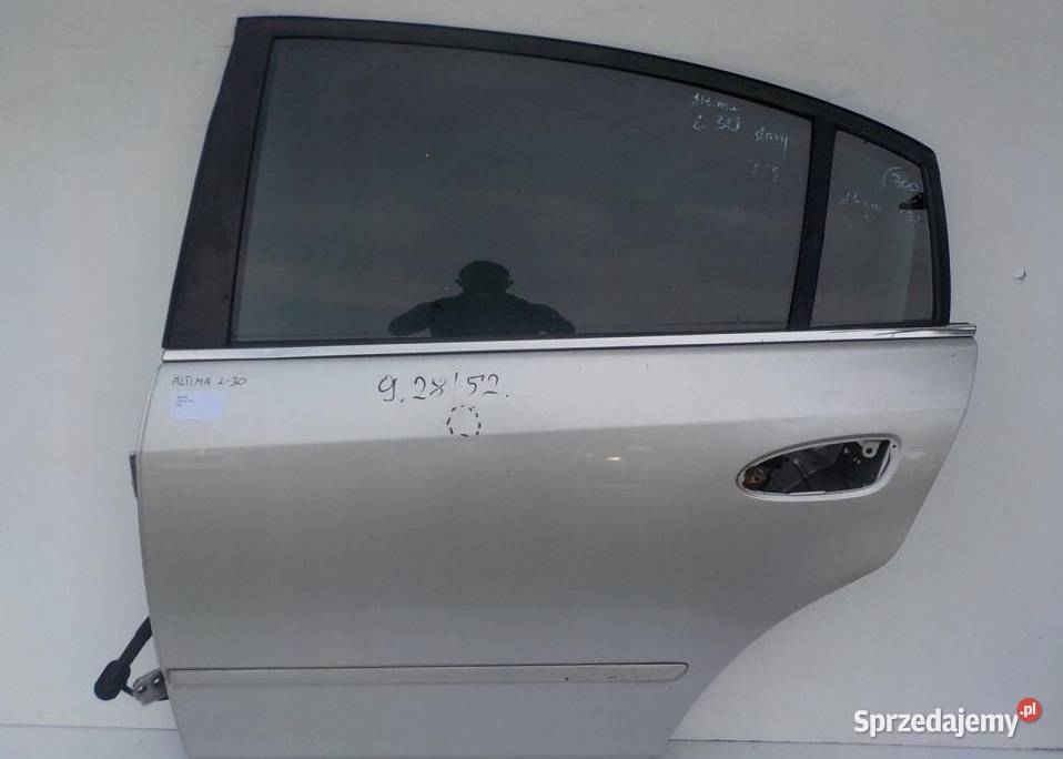 NISSAN ALTIMA L30 0206 DRZWI LEWY TYŁ Nowy Tomyśl sprzedam