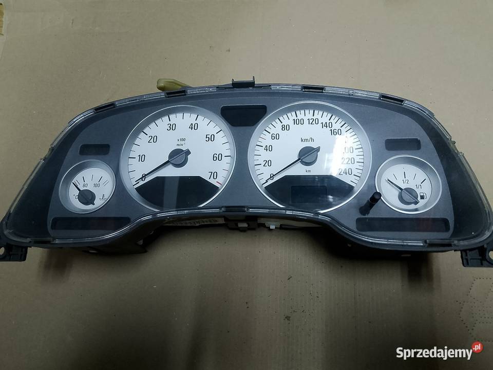 Opel Astra II G Bertone licznik zegary