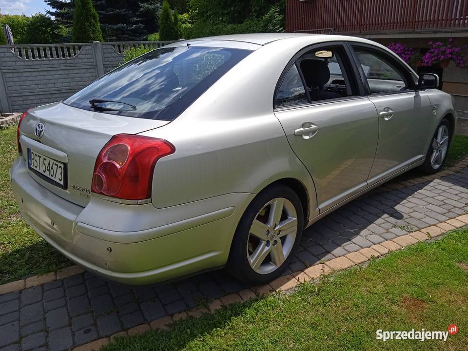 Toyota Avensis diesel ładny stan