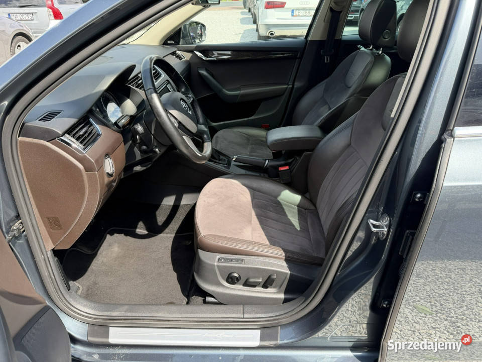 koda Superb 4x4 LaurinKlement Panorama dach Superb