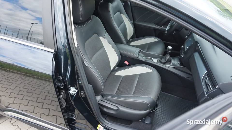 Toyota Avensis Salon POLSKA Bezwypakowy czujnik deszczu Płock