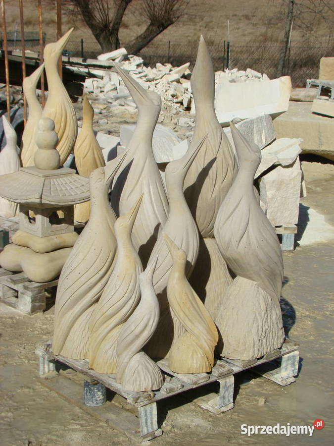 Ręcznie wykute żurawie z piaskowca naturalny Kamienna Góra