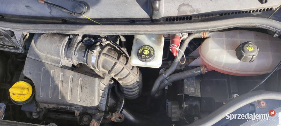 Renault Trafic 25 dCi nie Vivaro motylki klima Kościelec