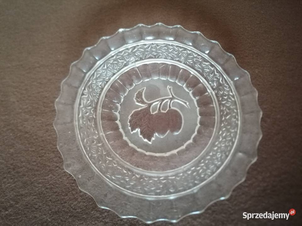 Talerzyki talerze szklane deserowe średnica 15 Talerze i talerzyki Talerze i talerzyki Łódź